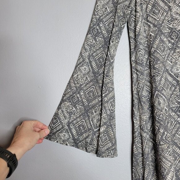 Others Follow Womens S Boho Tunic Dress Black White Geometric Print Long Bell Sl - Picture 3 of 7